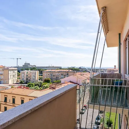 Διαμέρισμα Guesthost - - Sea View Apartment!