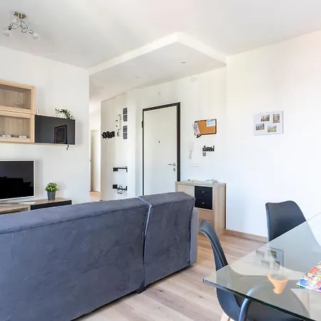 Apartment - Sea View Apartment! *